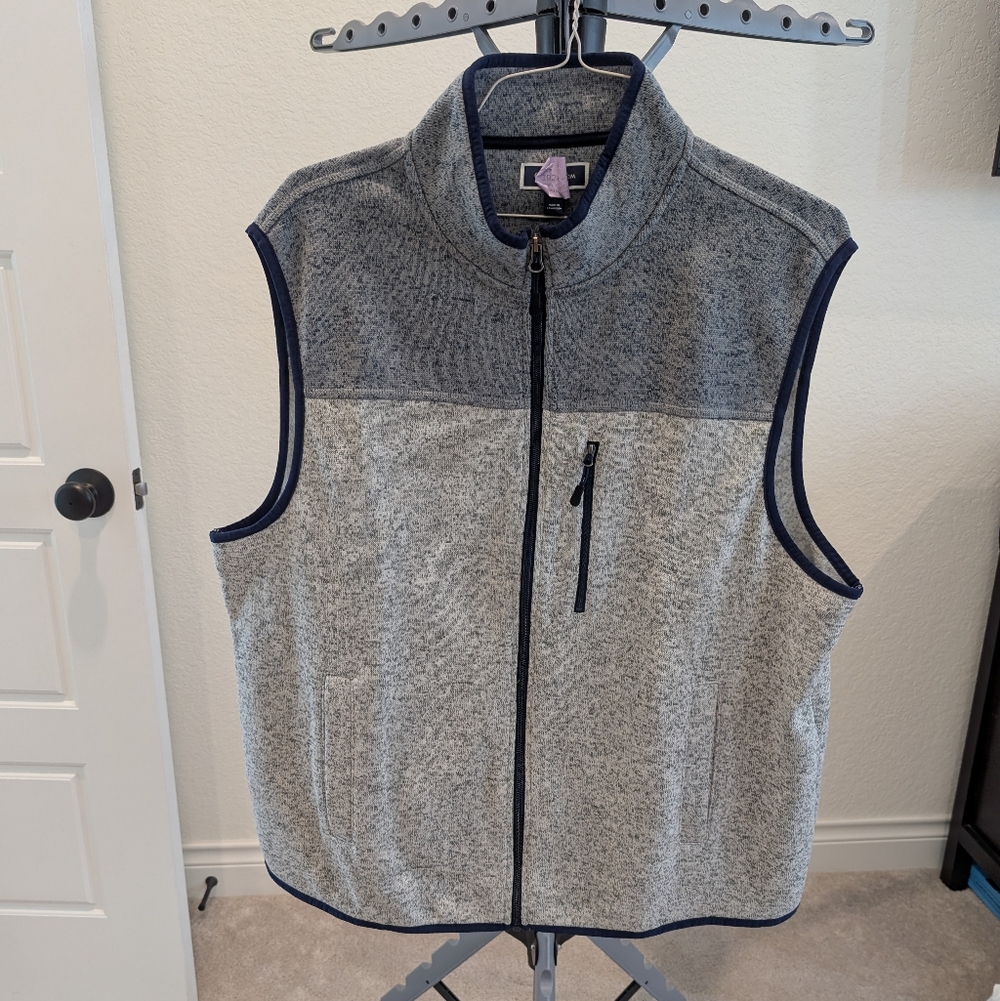 Mens 2XL Club Room Gray Zippered Vest